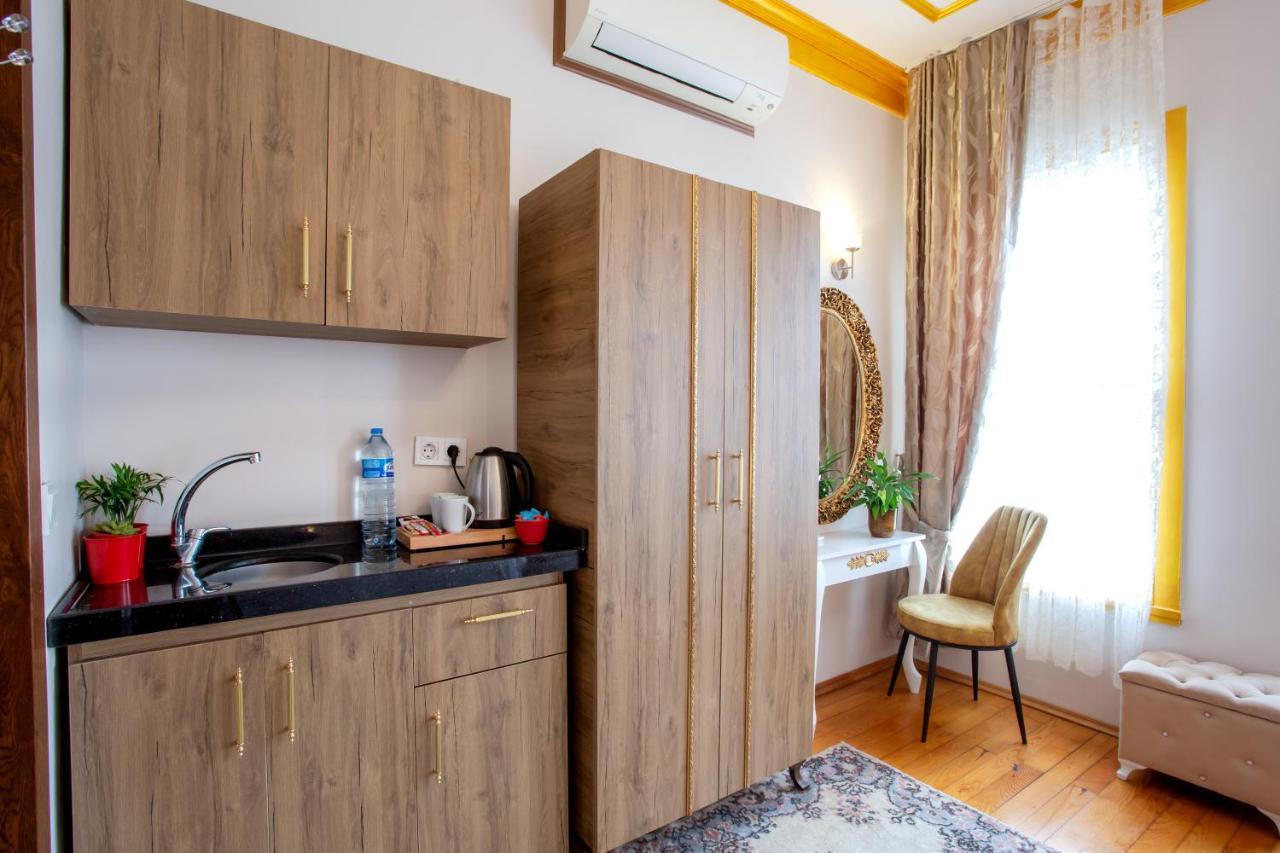 April Story Apart Hotel Istanbul Exteriör bild