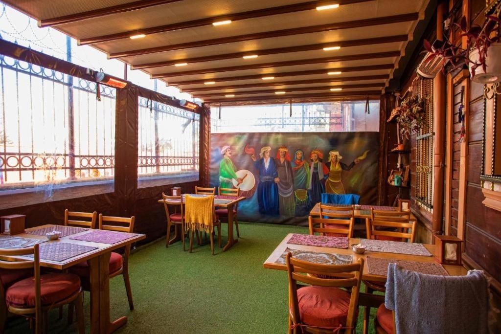 April Story Apart Hotel Istanbul Exteriör bild